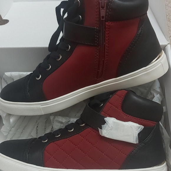 ALDO women's sneakers - Picture 2 of 3
